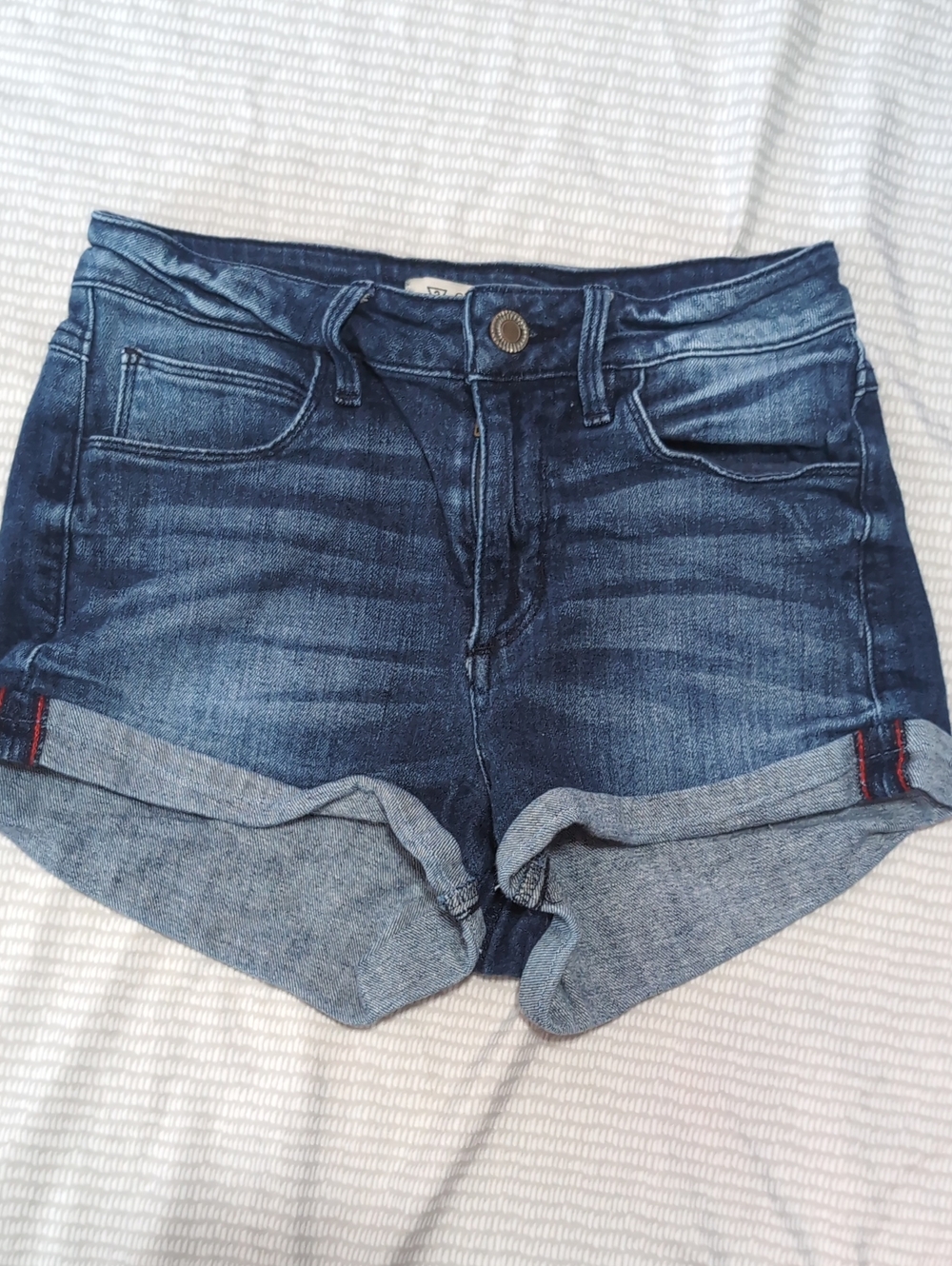 Guess Womens Dark Blue Rolled Cuff Denim Shorts Sz 25 *R19